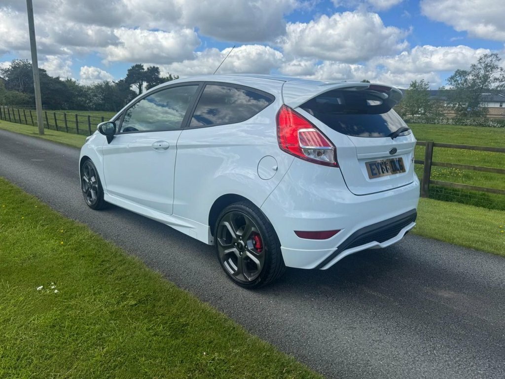 Ford Fiesta 1.6L St-3 EY66DWG White #5
