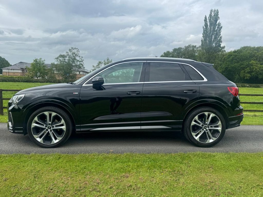Audi Q3 2L S Line VN19KRE Black #6