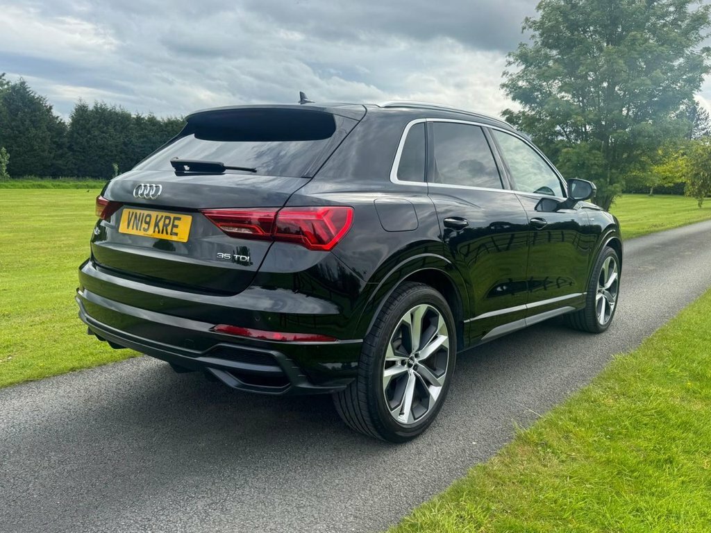 Audi Q3 2L S Line VN19KRE Black #3
