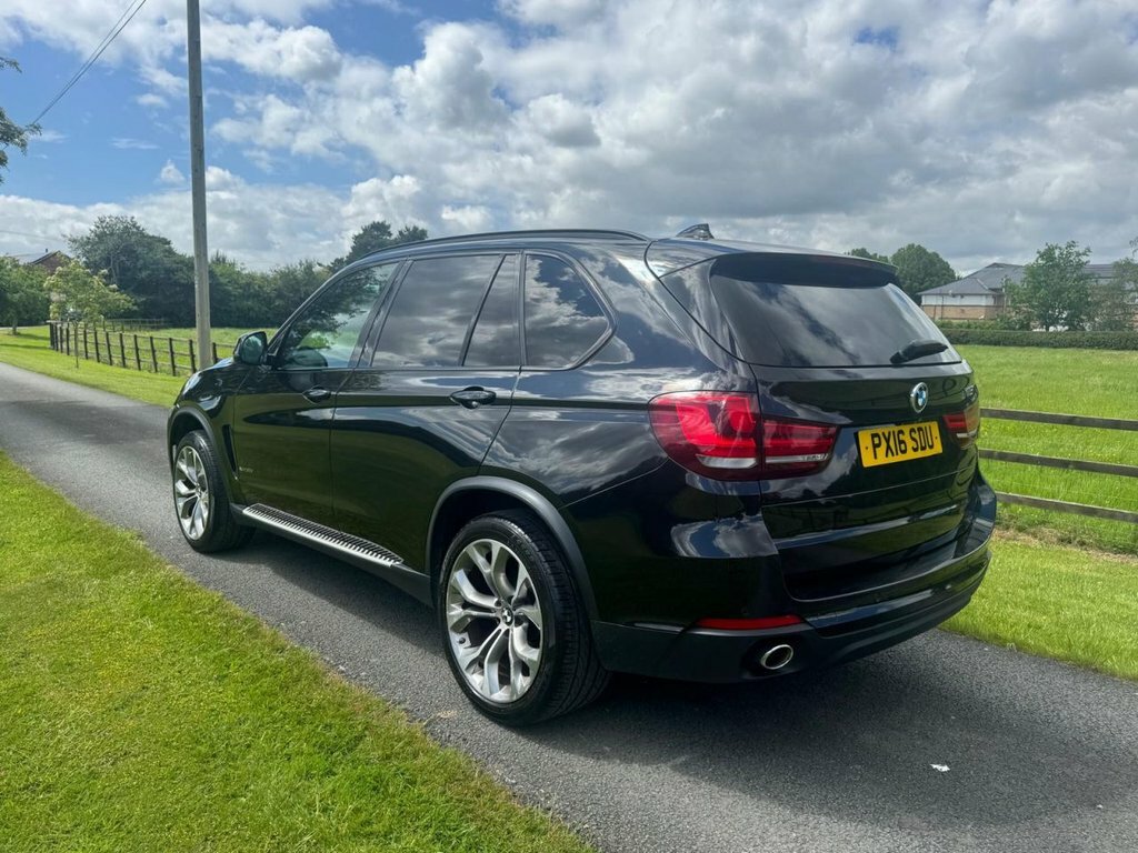 BMW X5 3L Se Black #6