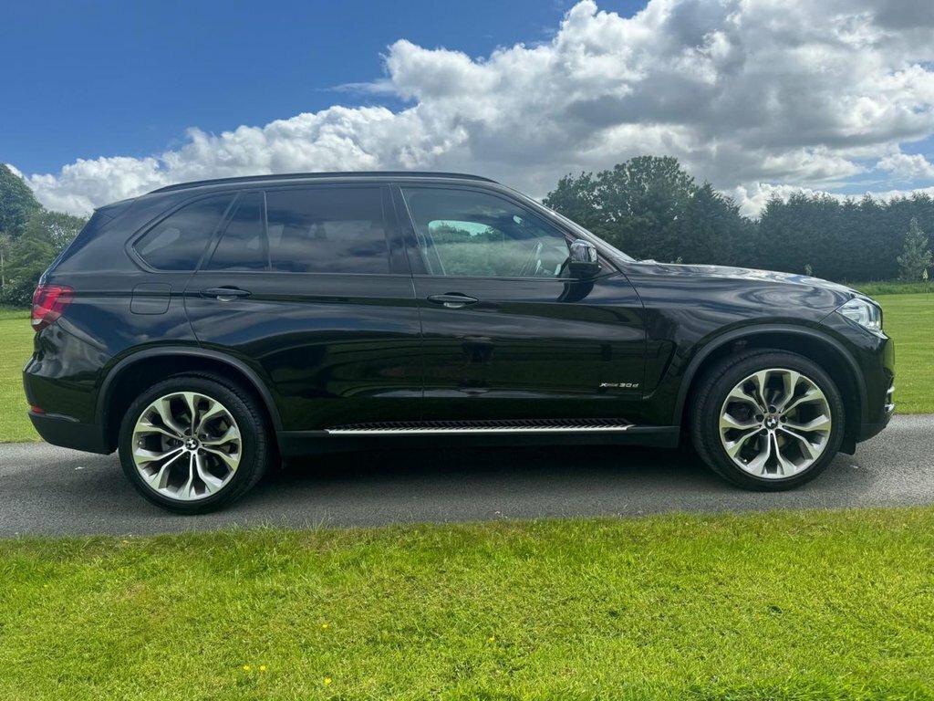 BMW X5 3L Se Black #3