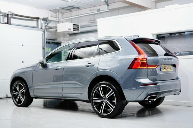 Volvo XC60 2.0 D4 R-design Pro Awd Euro 6 S S DK68FRJ Grey #2