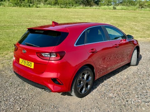 Kia Ceed Crdi 3 Isg LF19OGO Red #3