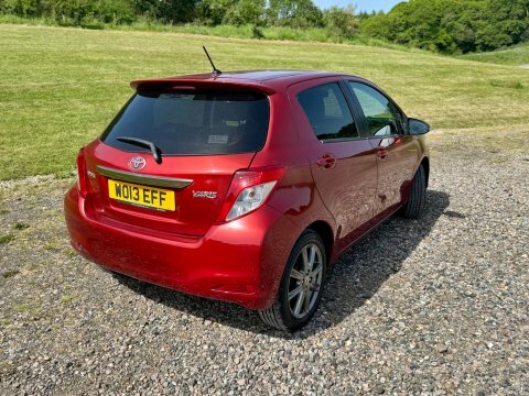 Toyota Yaris Vvt-i Sr WO13EFF Red #3