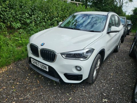 BMW X1 Sdrive18i Se White