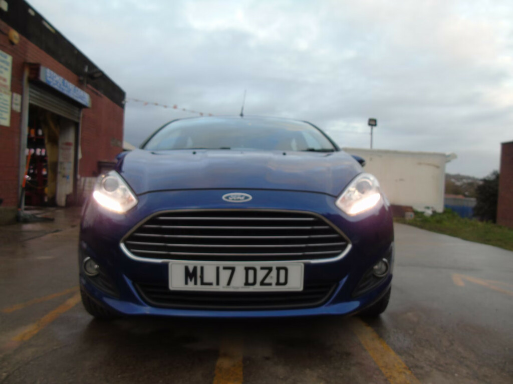 Ford Fiesta 1.0 Ecoboost Zetec Hatchback ML17DZD Blue #5