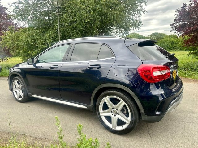 Mercedes-Benz GLA Class 2.1 Gla220d Amg Line Suv 7G-dct 4Matic LO66LDJ Blue #4