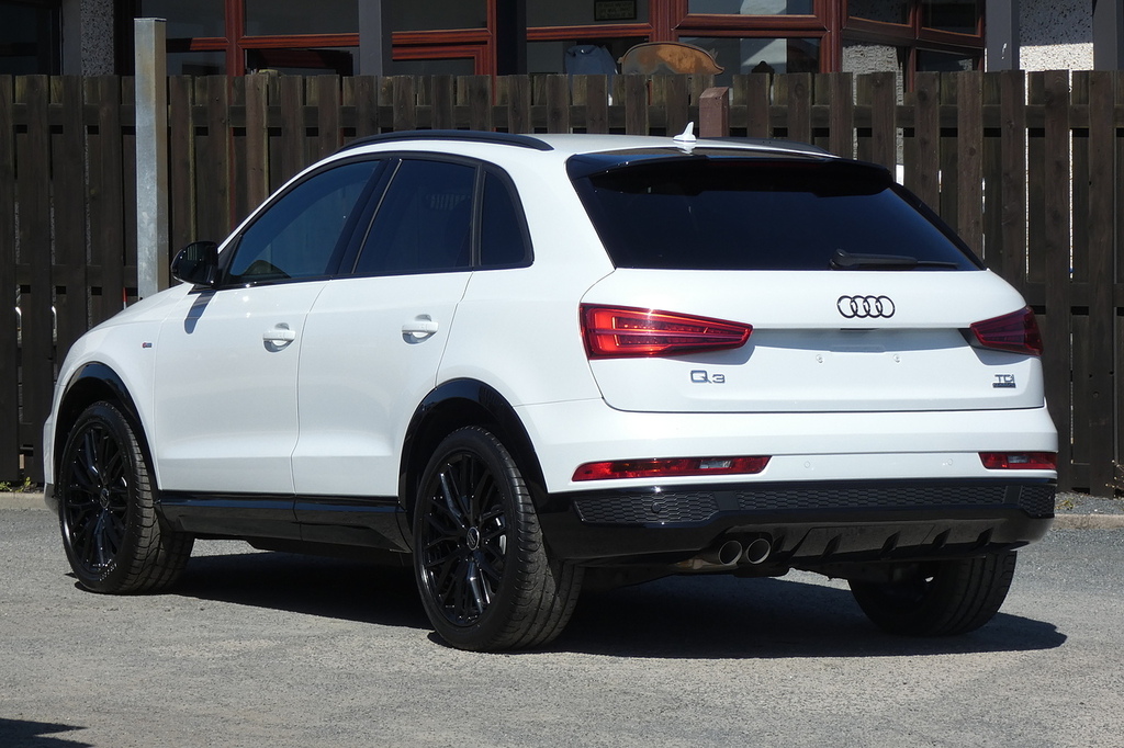 Audi Q3 2.0 Tdi Black Edition Suv S Tronic Quat KV67YTT White #4