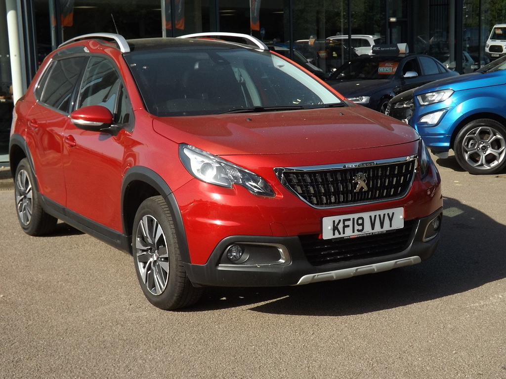 Peugeot 2008 Puretech Allure Premium KF19VVY Red #3