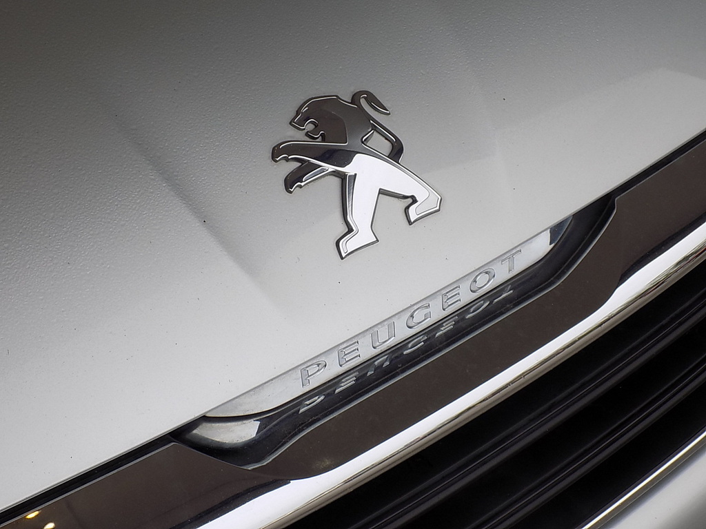 Peugeot 108 Active Grey #4