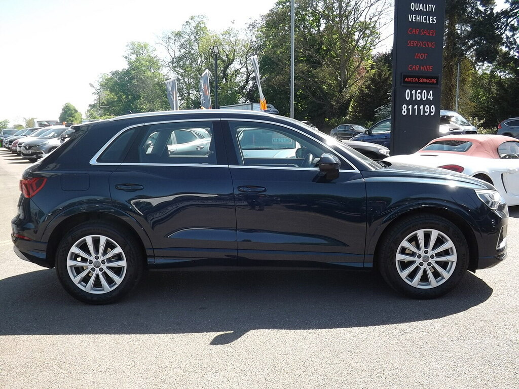 Audi Q3 Tdi Sport KK69JFO Blue #4