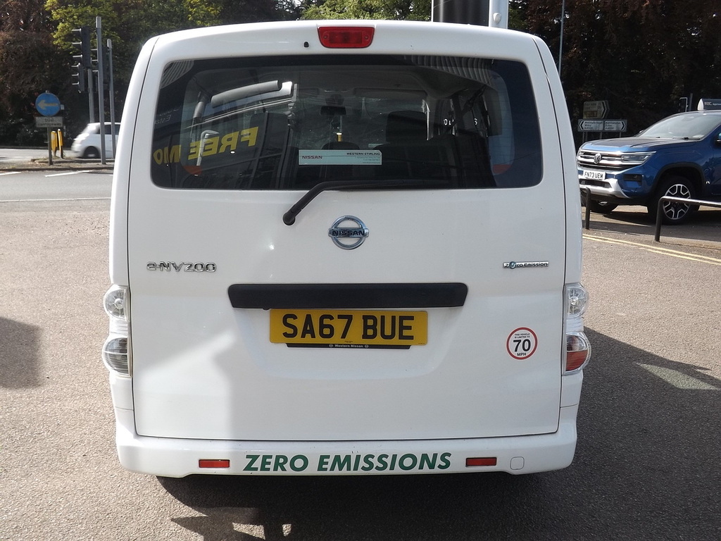 Nissan e-NV200 Acenta Rapid White #9