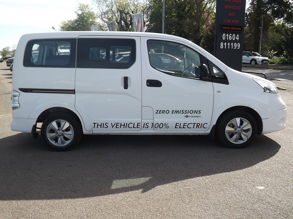 Nissan e-NV200 Acenta Rapid White #2