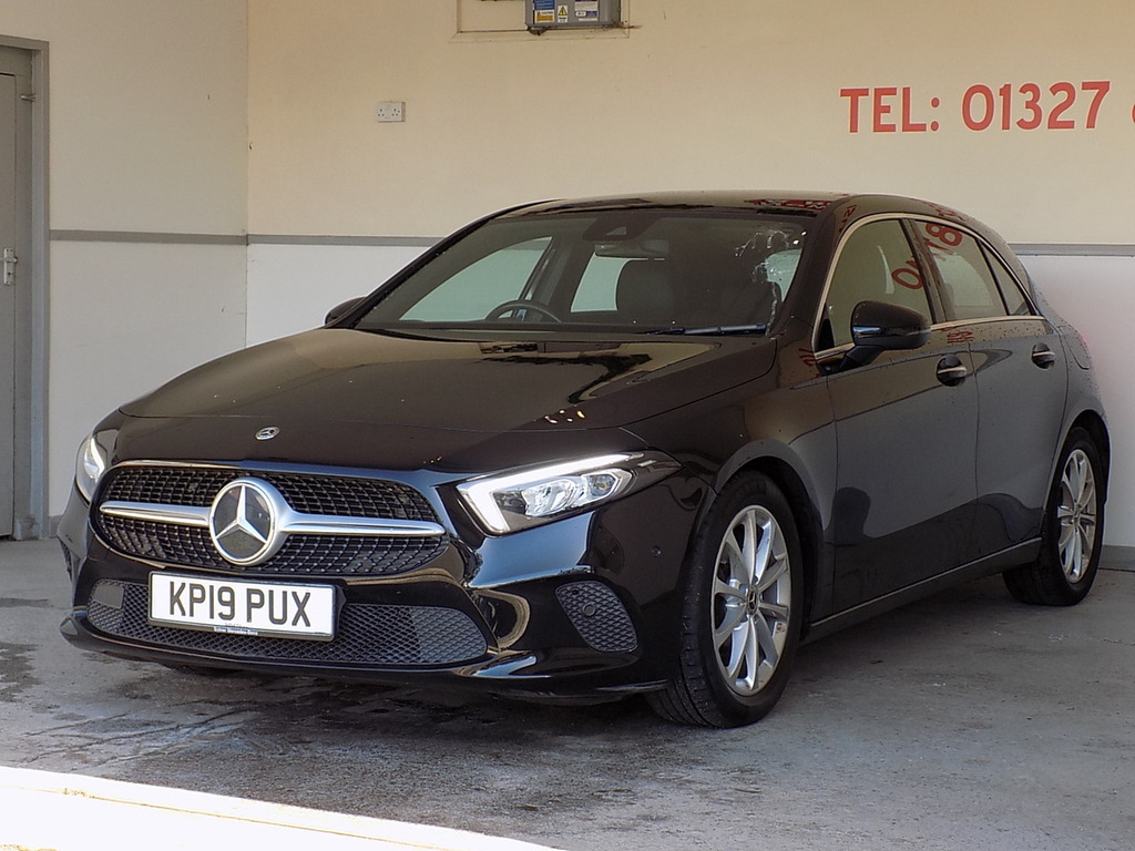 Mercedes-Benz A Class A180d Sport Black