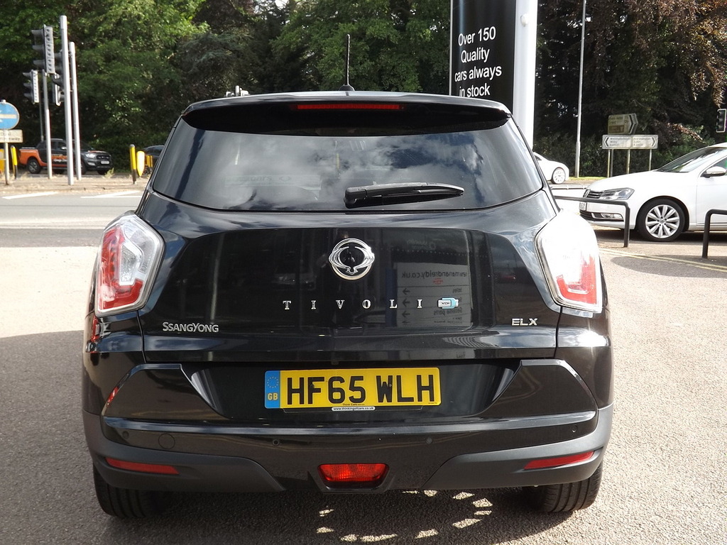SsangYong Tivoli 1.6 Se 126 Red #31