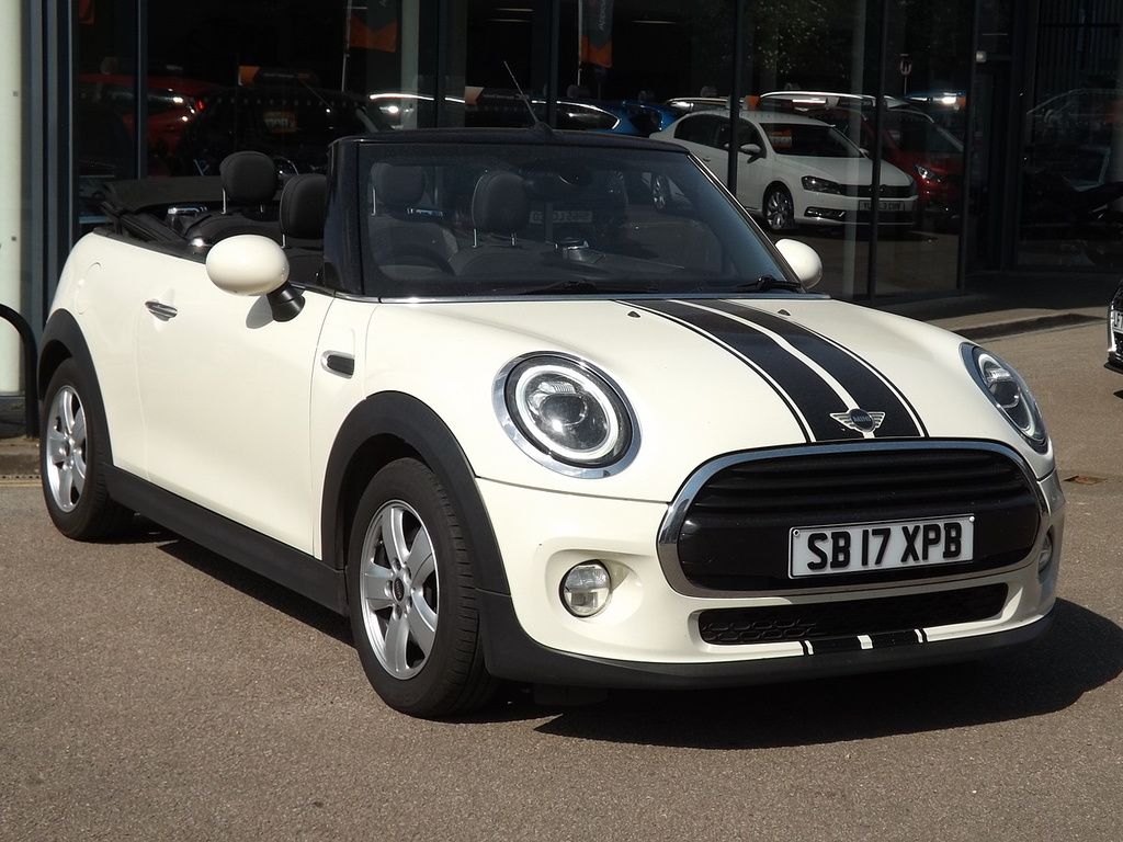 Mini Convertible Cooper Classic SB17XPB White #3
