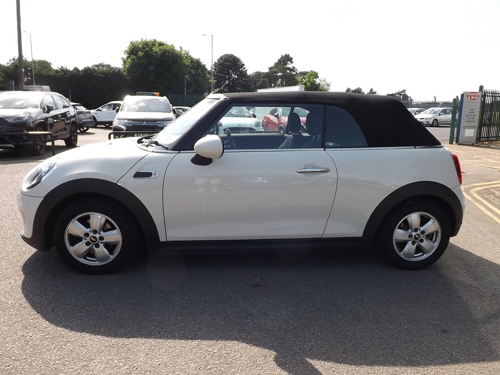 Mini Convertible Cooper Classic SB17XPB White #6