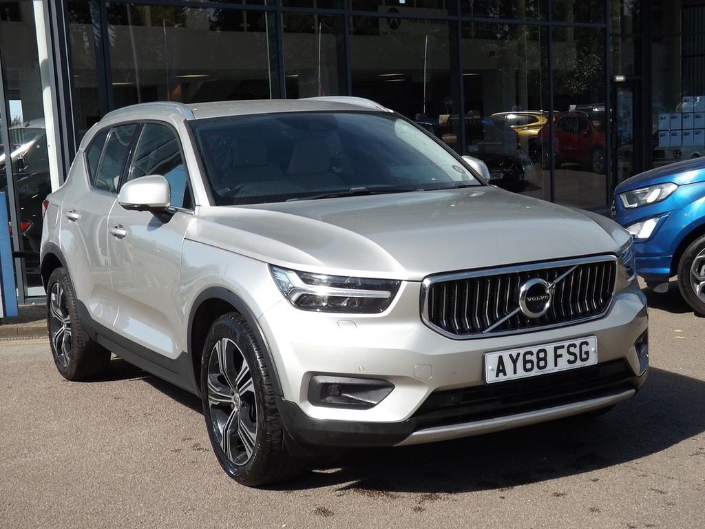 Volvo XC40 D3 Inscription Pro AY68FSG #3