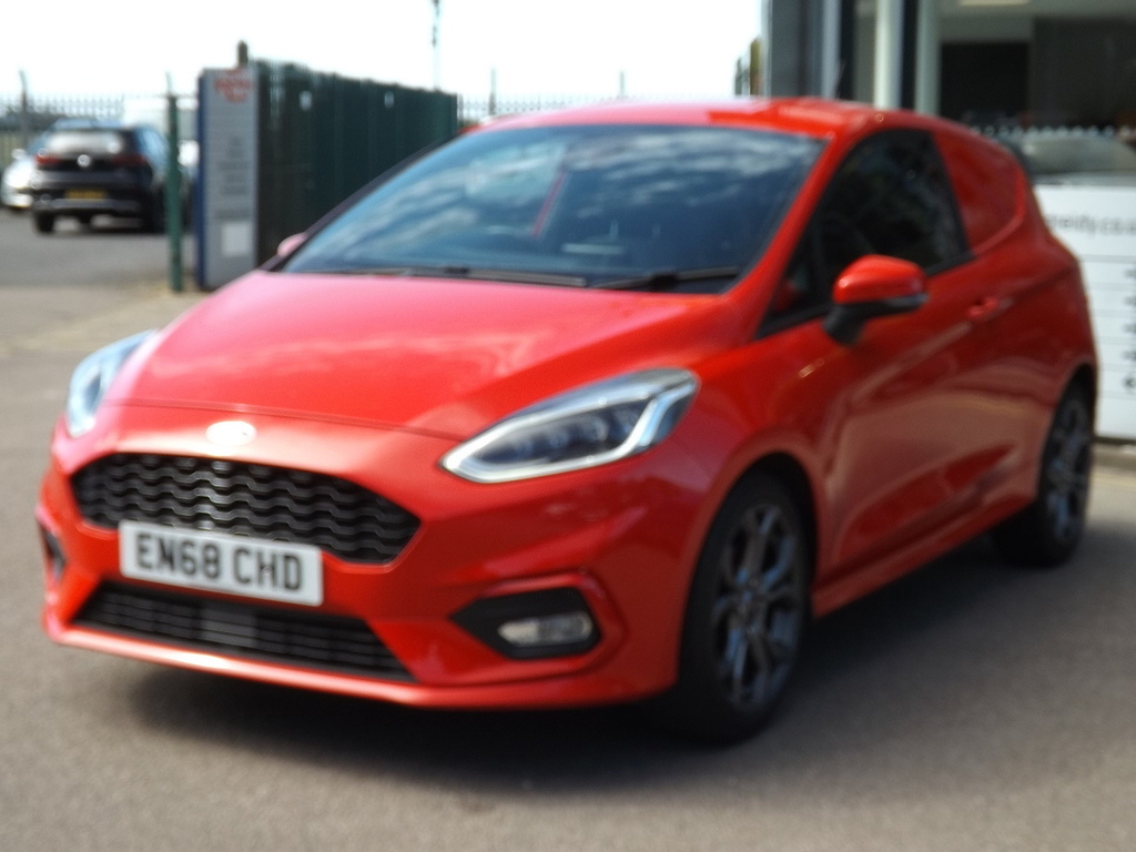 Ford Fiesta Tdci Sport Red