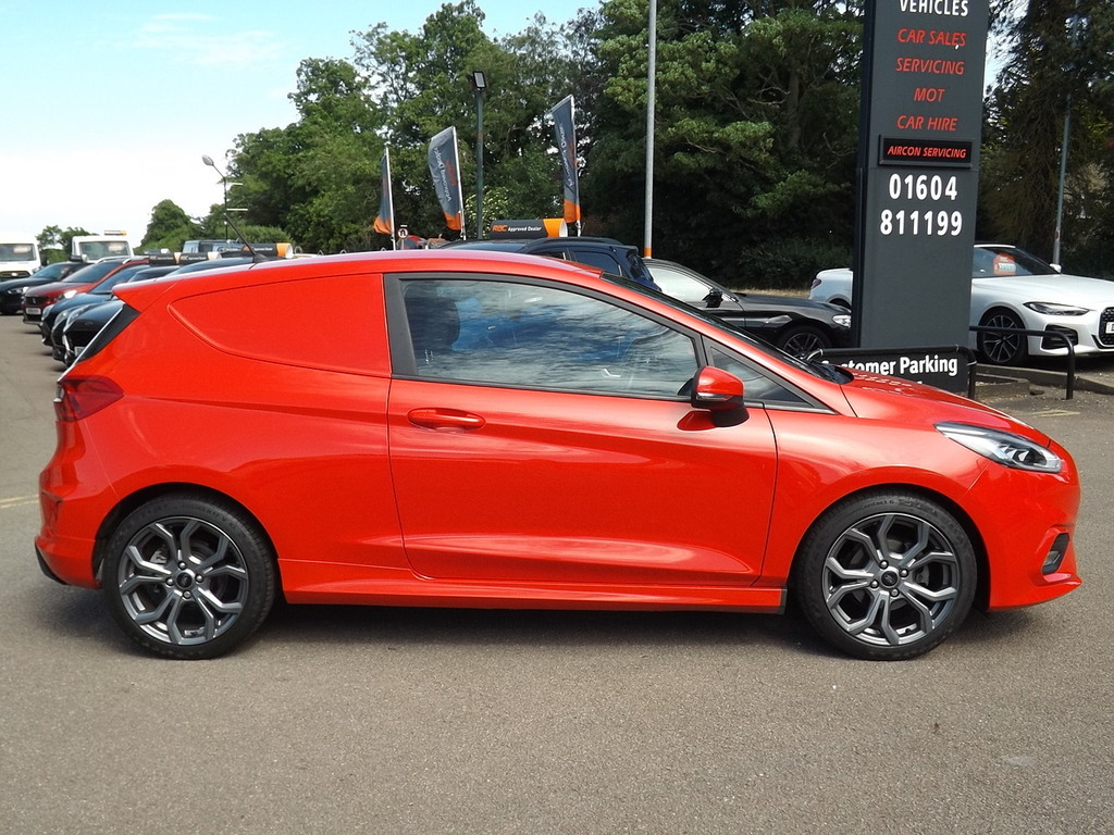 Ford Fiesta Tdci Sport Red #4