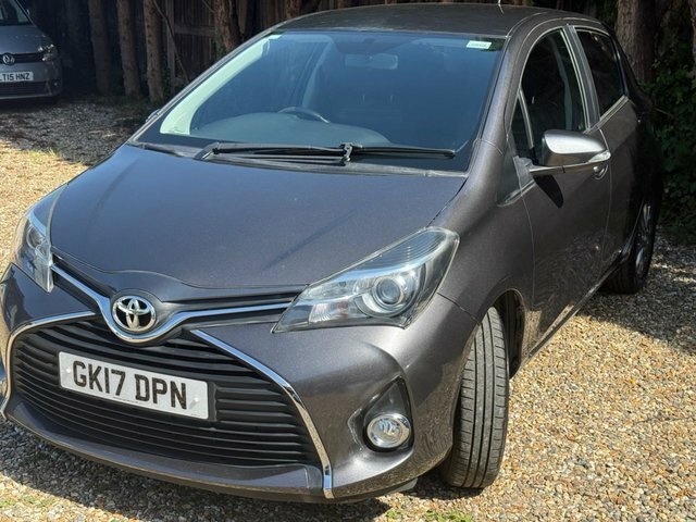 Toyota Yaris 1.33 Dual Vvt-i Icon Hatchback E GK17DPN Grey #2