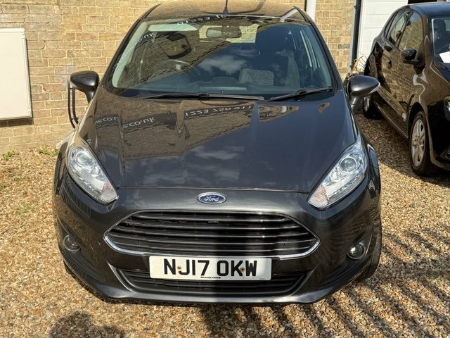 Ford Fiesta 1.25 Zetec Hatchback Euro 6 82 NJ17OKW Grey #3