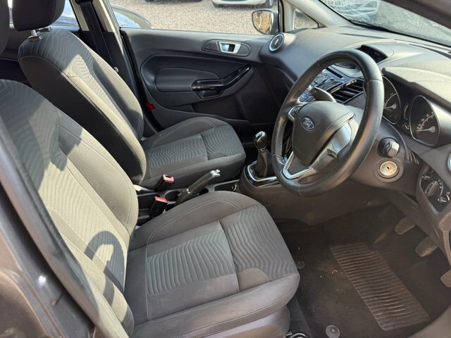 Ford Fiesta 1.25 Zetec Hatchback Euro 6 82 NJ17OKW Grey #6