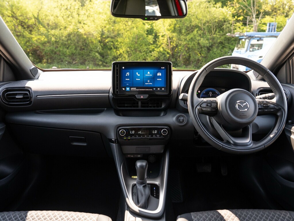 Mazda 2 1.5I Hybrid Homura Cvt CN75JUY Red #3