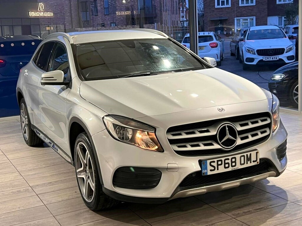 Mercedes-Benz GLA Class Amg Line Executive 7G-dct Euro 6 Ss SP68OMJ Silver #5