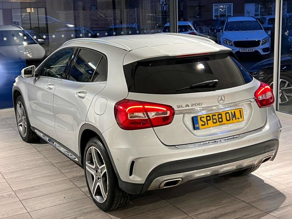 Mercedes-Benz GLA Class Amg Line Executive 7G-dct Euro 6 Ss SP68OMJ Silver #4