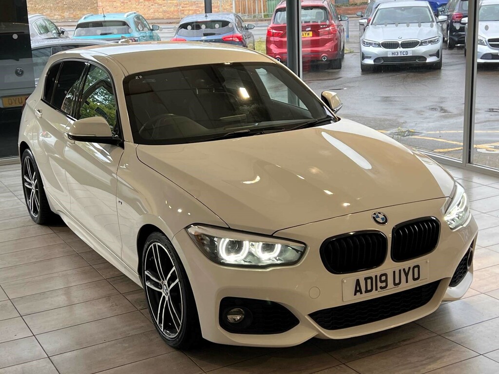 BMW 1 Series 118I Gpf M Sport Shadow Edition Euro 6 Ss AD19UYO White #4