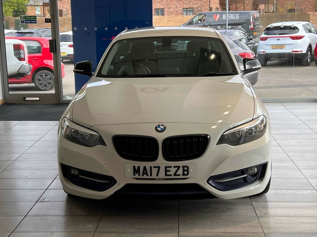 BMW 2 Series Sport Euro 6 Ss MA17EZB White #4