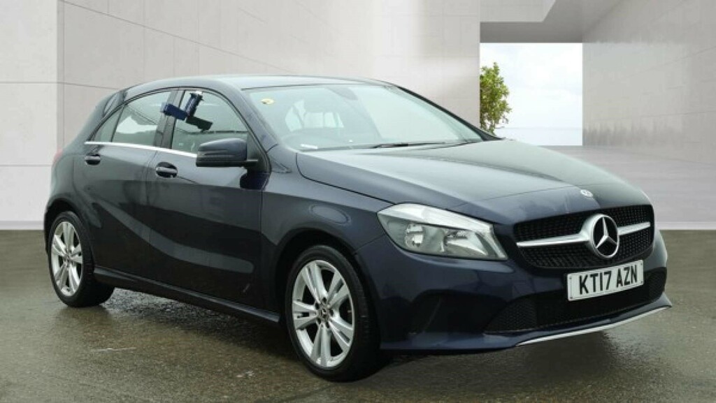 Mercedes-Benz A Class Sport Hatchback 7G-dct Euro 6 Ss Blue