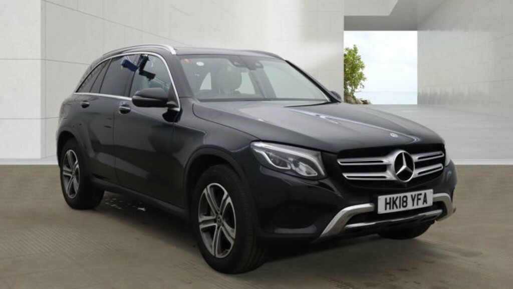 Mercedes-Benz GLC Class Sport Premium Plus Suv G-tronic 4Matic E Black
