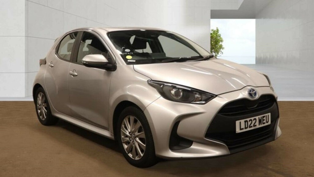 Toyota Yaris Vvt-h Icon Hatchback Hybrid E-cvt Euro 6 S 