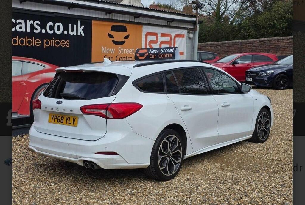 Ford Focus Estate 1.0T Ecoboost St-line X Euro 6 Ss 2 YP68YLV White #6