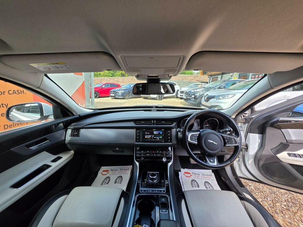 Jaguar XF Saloon 2.0D R-sport Euro 6 Ss 201766 HK66YYC Silver #2
