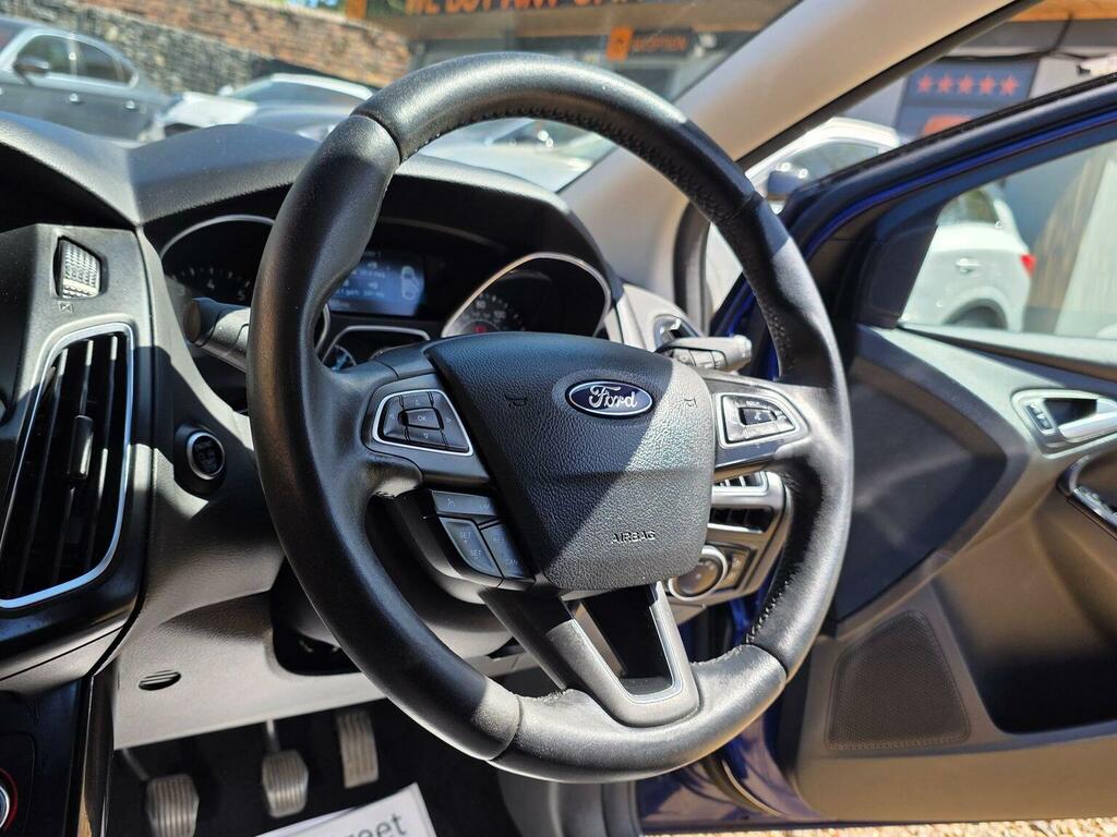 Ford Focus Hatchback 1.0T Ecoboost Titanium X Euro 6 Ss WP17LPO Blue #4