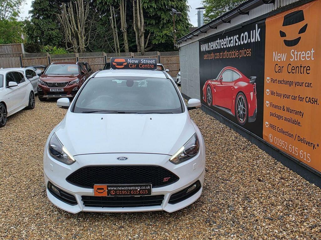 Ford Focus Hatchback 2.0 Tdci St-3 Euro 6 Ss 201616 CA16KZS White #3