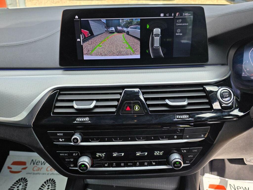 BMW 5 Series Estate 2.0 520D M Sport Touring Euro 6 Ss KW69WVZ White #4