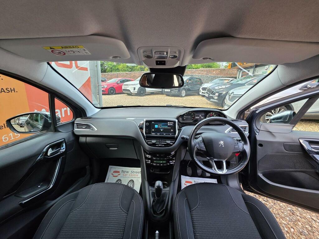 Peugeot 208 Hatchback 1.2 Puretech Tech Edition Euro 6 Ss 5 GK19OBW Grey #2