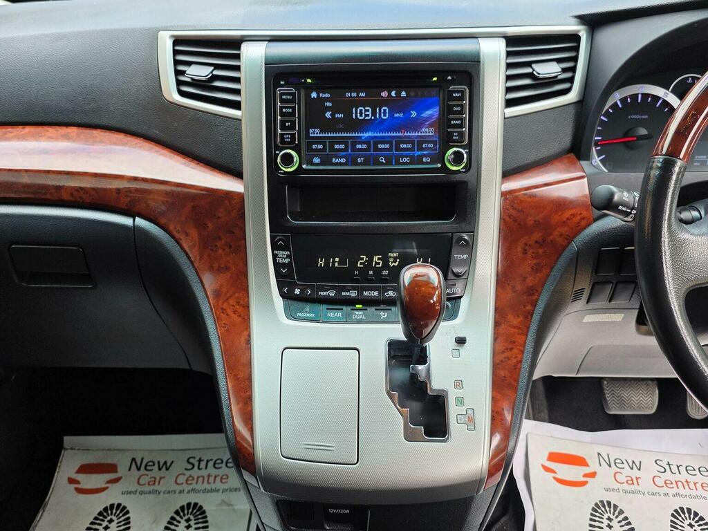 Toyota Vellfire 2.4 Auto Purple #84