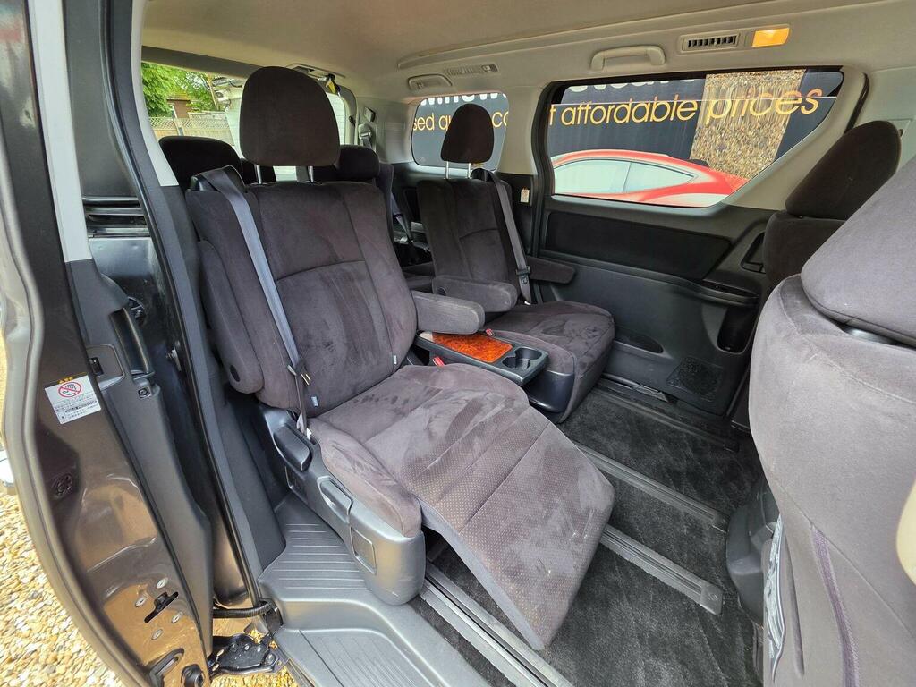 Toyota Vellfire 2.4 Auto Purple #69