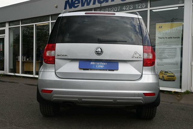 Skoda Yeti 1.2 Tsi Elegance Suv Dsg Euro 5 105 Ps SV14RLX Silver #4