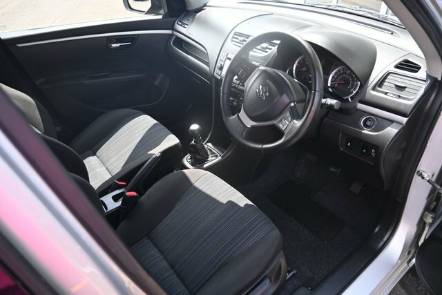Suzuki Swift 1.2 Sz4 Hatchback Allgrip Euro 5 NU63RMZ Silver #4