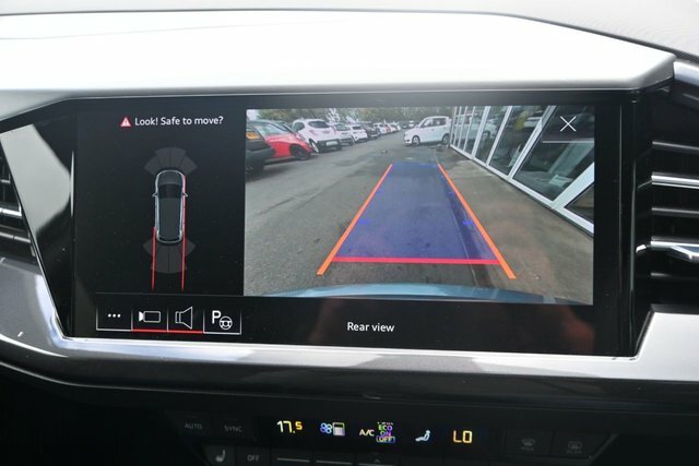 Audi Q4 E Tron 40 S Line Suv 82Kwh 204 Ps RA72JFE Blue #6