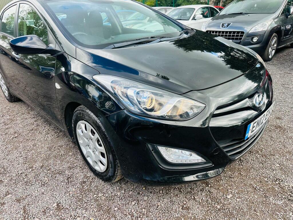 Hyundai I30 Hatchback 1.4 Classic Euro 5 201212 EN12EHJ Black #5