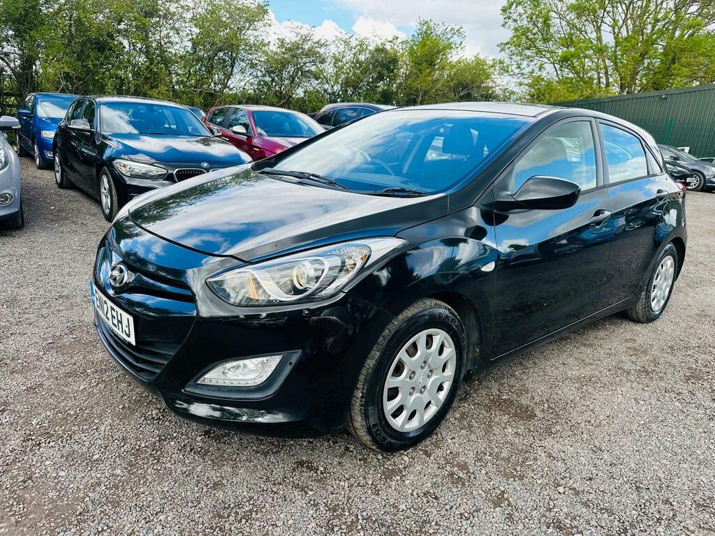 Hyundai I30 Hatchback 1.4 Classic Euro 5 201212 EN12EHJ Black #3