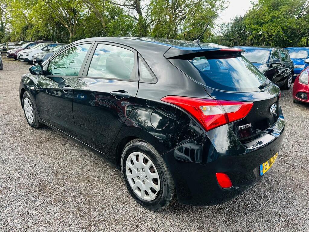 Hyundai I30 Hatchback 1.4 Classic Euro 5 201212 EN12EHJ Black #4