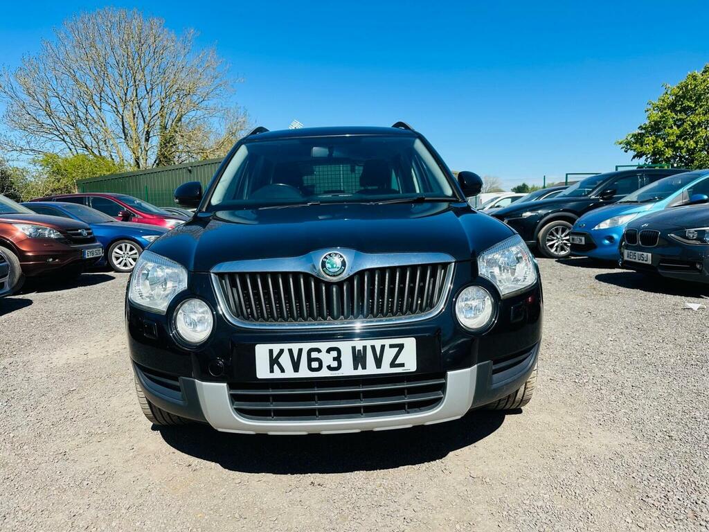 Skoda Yeti Suv 1.2 Tsi Se Plus Euro 5 201363 Black #2